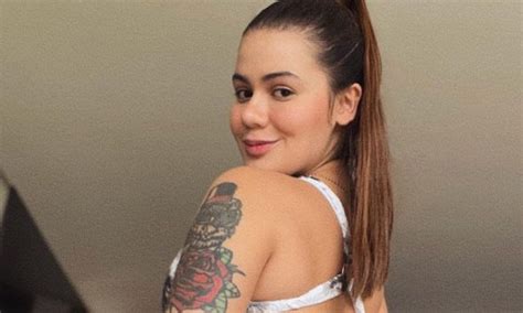 cintia cossio tatuajes|Cintia Cossio por fin mostró en detalle el tatuaje que se hizo en。